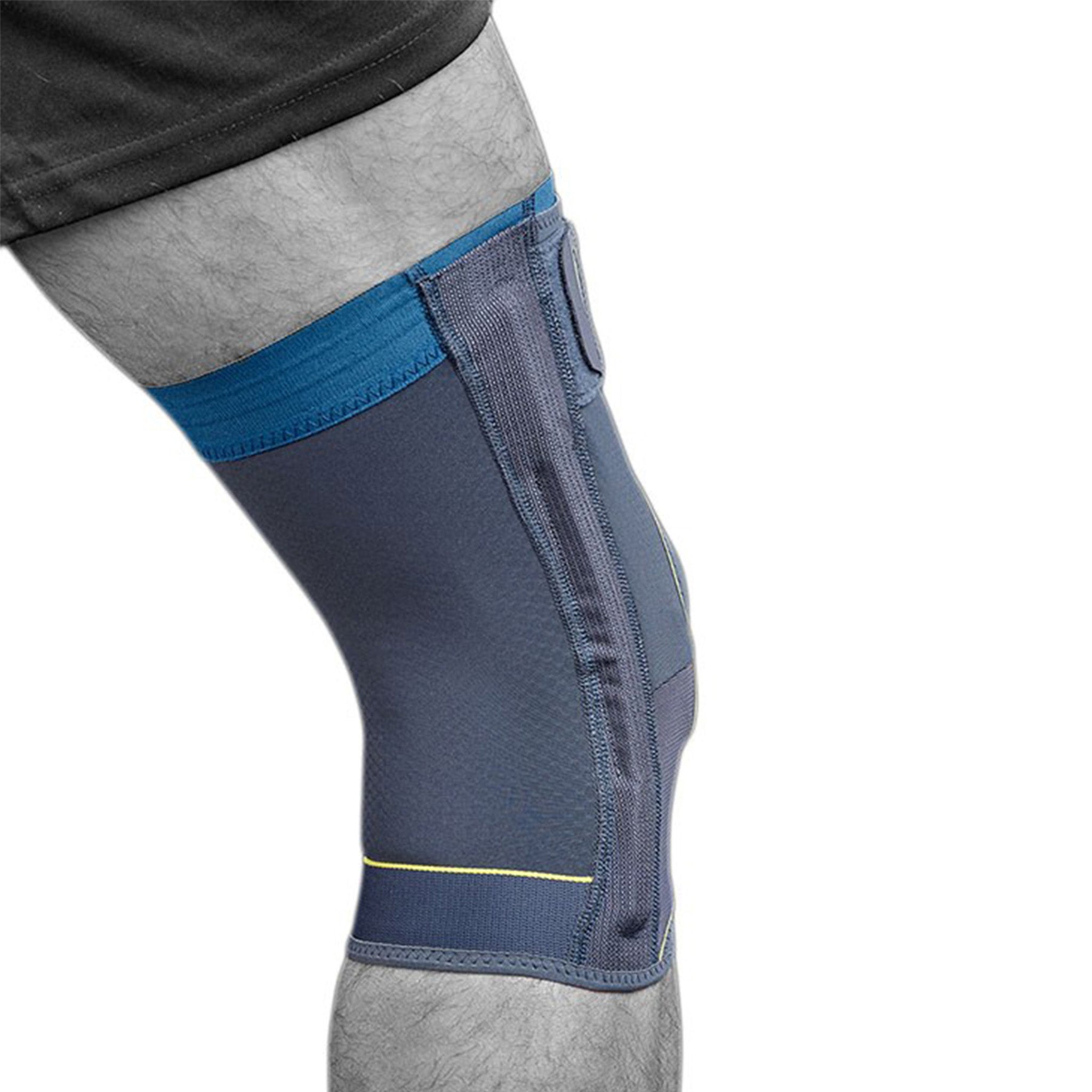Push Sports knee brace with slatted rails and ultra-thin material