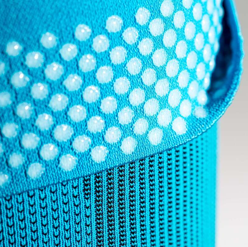 Bauerfeind Sport knee pads with compression
