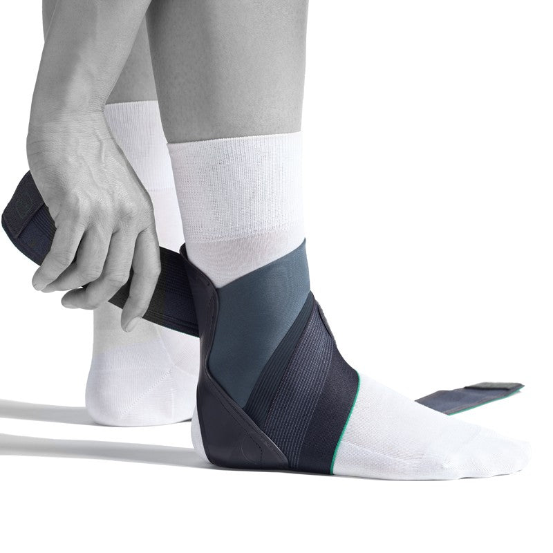 Aequi Flex ankle support for unstable ankles during sports and exercise