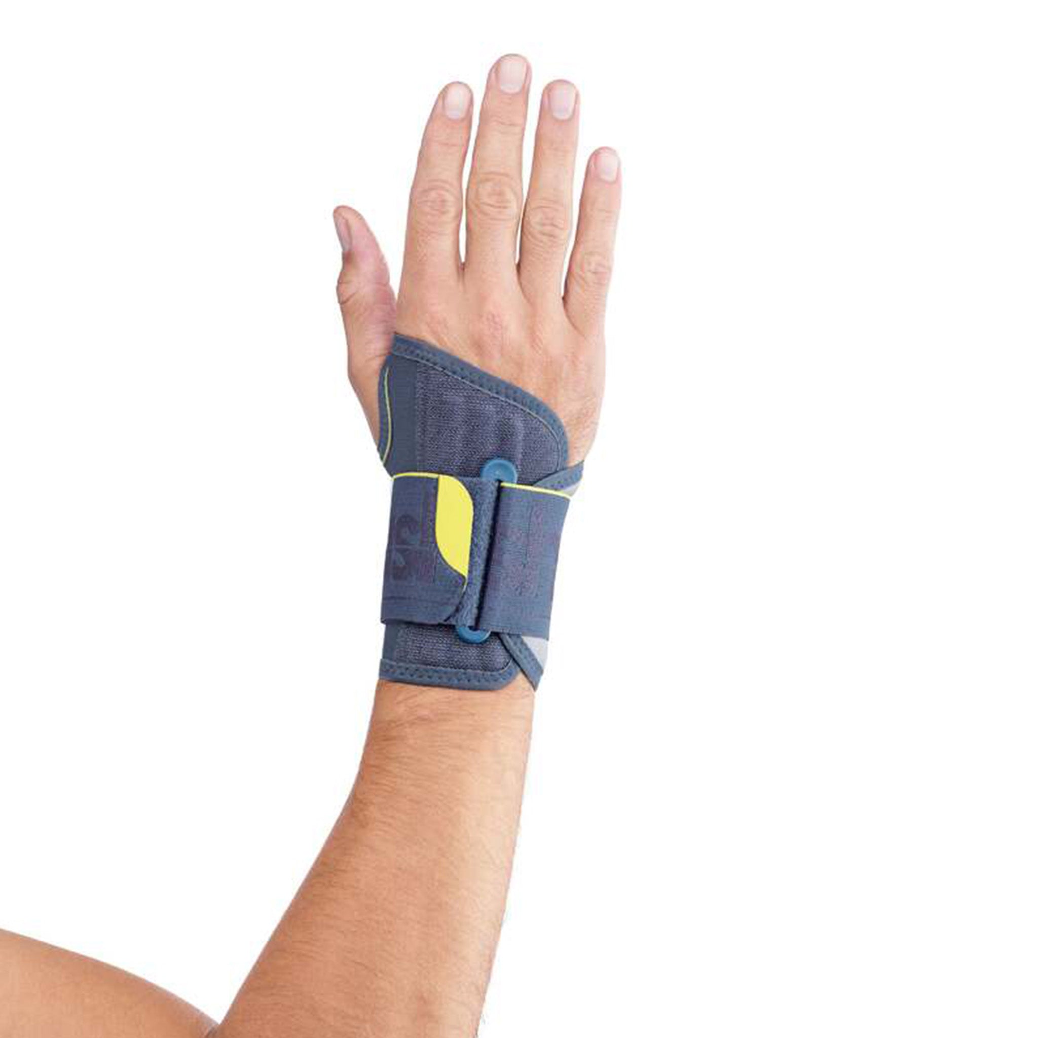 Push Sports wrist support with unobstructed grip