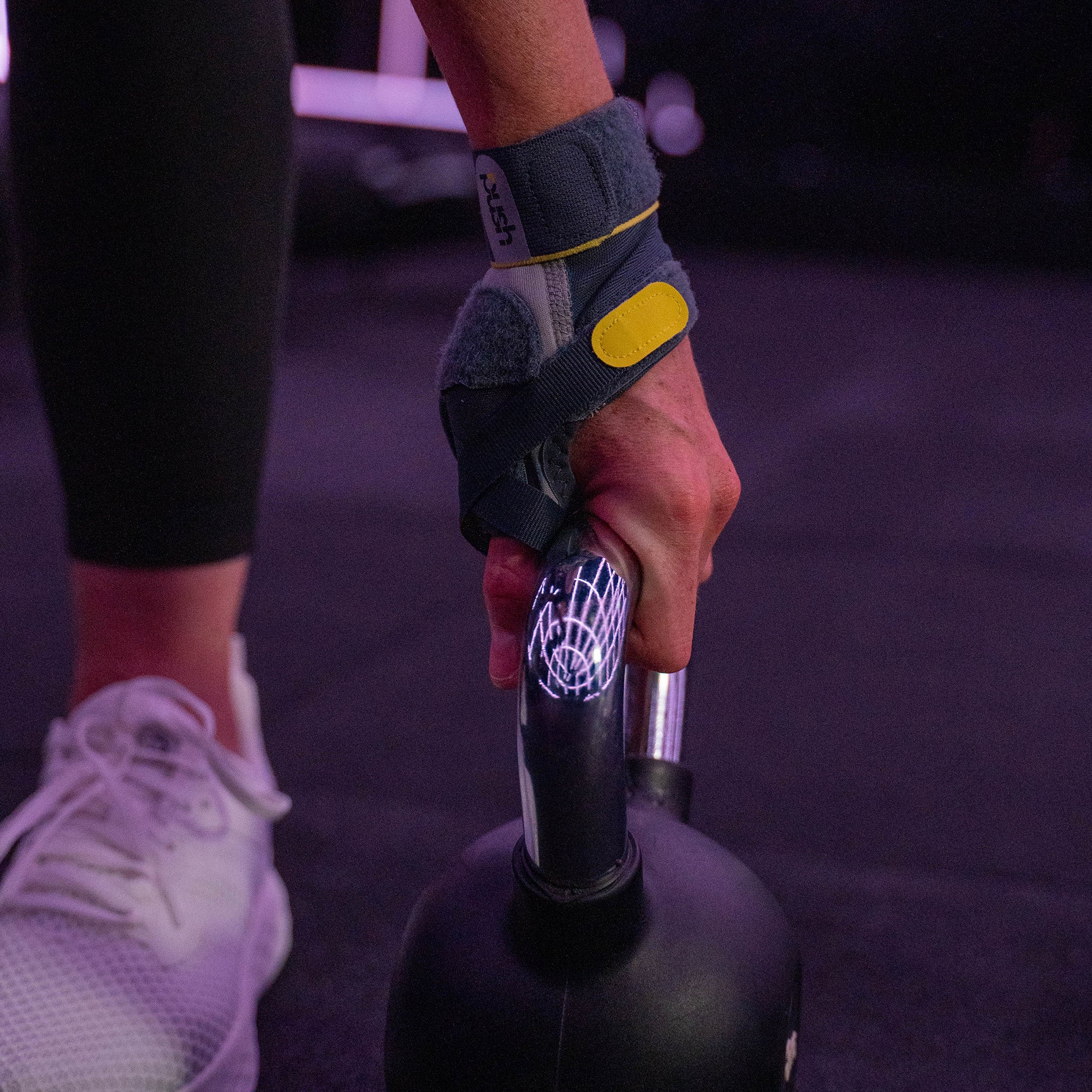 Thumb support Push Sports for sprained thumb and ligament injury