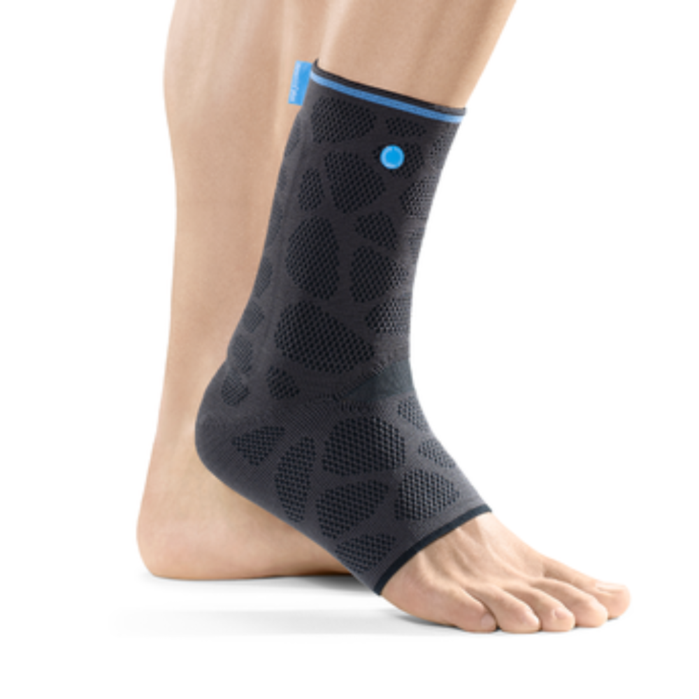 Dynamics Plus Achilles Tendon Support for reduced swelling and improved mobility