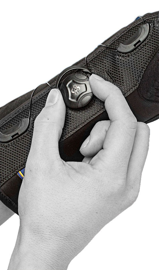 Wrist support with thumb rest and BOA system for precise fit