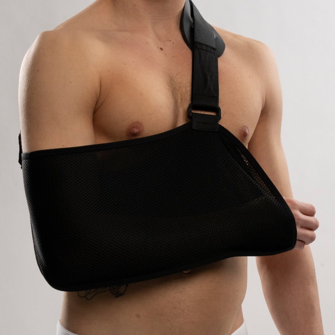 Omox arm sling for support and relief of the shoulder and arm after injury