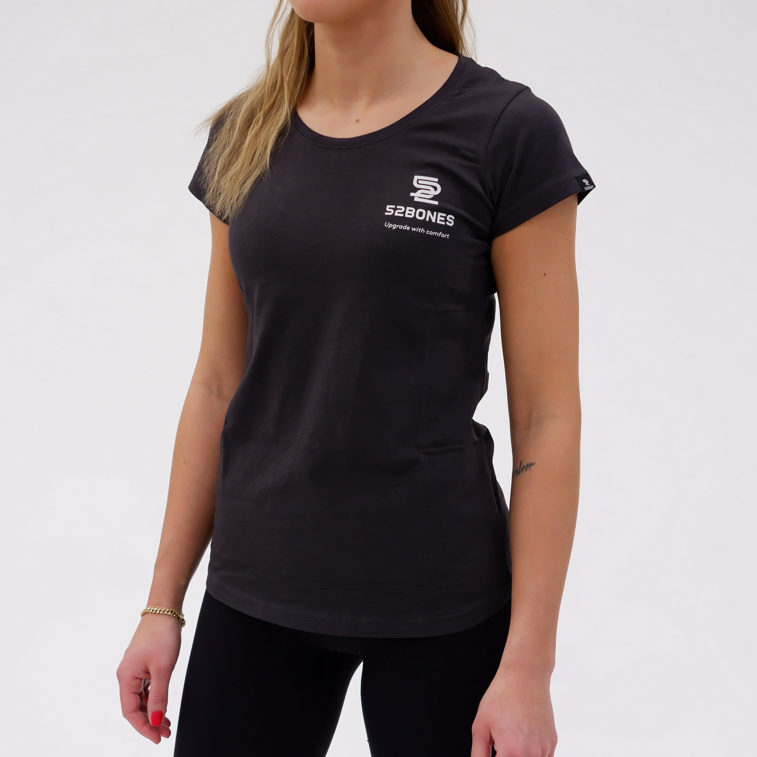 2-pack GameTech sports insoles for padel, tennis and handball with a free training shirt